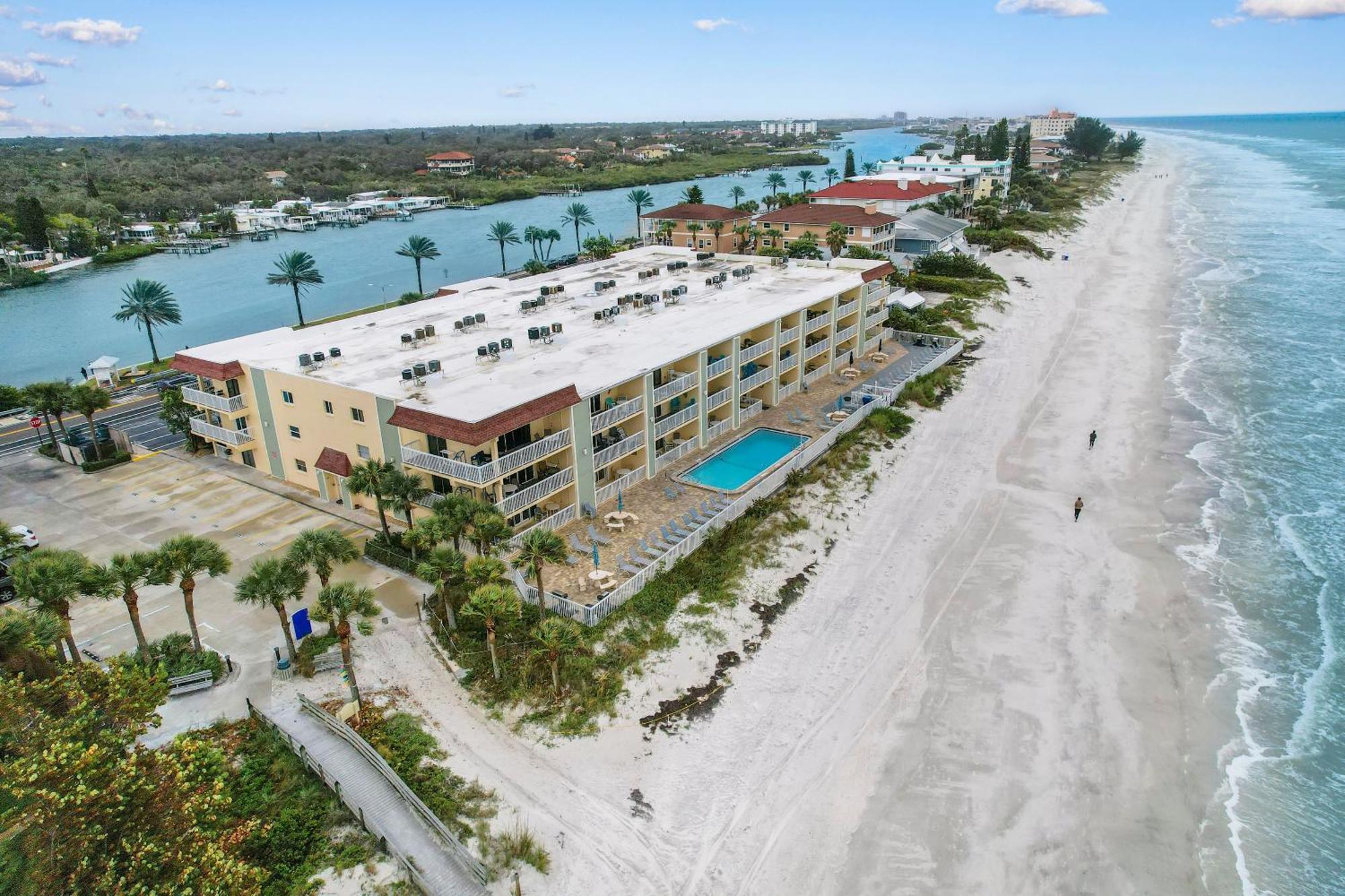Fifty Gulfside Condominiums Clearwater Beach Esterno foto